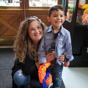 Meet your Posher, Crystil